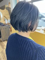 シュパーブ オリゾン(SUPERBE horizon) 切りっぱなしボブ/透明感