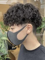 エリマ 調布(elima) 波巻きパーマメンズマッシュセンターパートツイストスパイラル