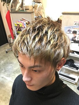 バーバー スタジオ ラフテル(Barber Studio RAFTEL) 金メッシュ！ショート！