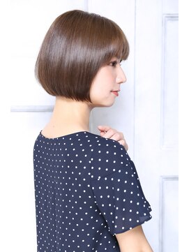 クラッチ 博多(CLUTCH) 大人可愛い２０代３０代４０代小顔クールショート クールボブA5