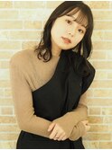 シースルーバングの大人可愛いミディアムレイヤー