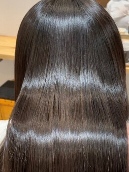 アクア(AQUA)の写真/冬の乾燥の時期にオススメ◎“髪質改善トリートメント”で髪に栄養を与え、芯から潤う艶やかな仕上がりに♪