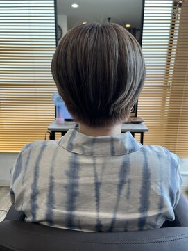 コーチ 新代田店(Coach) 【Coach Hair Studio 新代田店】ハイトーン×タイトショート