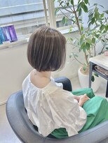 モードケイズブラン(MODE K's Blanc)&nbsp;ハイライトと白髪ぼかしのショートカット