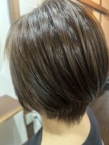 リリ(Liri)&nbsp;大人ショート+イルミナカラー