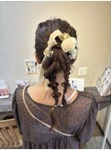 ツインポニーヘア