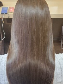 アットホームサロン 月の写真/ぺたんこ髪やパサつきが気になる方に◎髪質改善メニューで、あなたのお悩みを解決します！