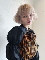 ウル(U’ru)&nbsp;curly blond bob