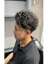 ボンド(B.ond) テーパーフェードツーブロスタイル