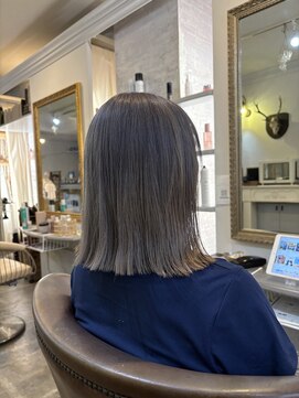 アンスール(Un Seul) ブリーチ グレージュカラー