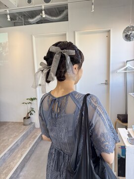 ロカ 表参道(loka) ツインアレンジ/お呼ばれヘア[表参道/ブリーチ/ハイライト]Mai