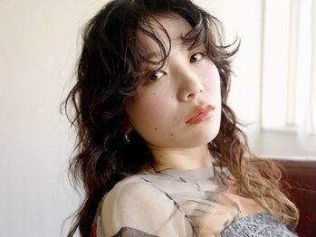 ケーツー 谷町(K-two)の写真/K-twoのパーマで華やかに♪自宅でも簡単に柔らかい大人のこなれ感が再現できる[レイヤー/ボブ]