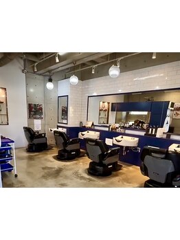 初めての方でも安心して過ごせるKazu collectionで、清潔感と似合わせスタイルを発見しよう◇