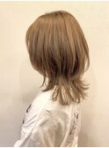 ライトベージュカラー×ウルフレイヤー