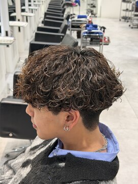 オーシャントーキョー 仙台(OCEAN TOKYO) 波巻きツイストスパイラルツーブロック刈り上げメンズパーマ