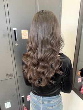 ロア 熊本(LOA) 大人くびれパーマ10代20代30代40代熊本市