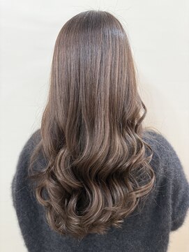 ティンク 横浜(Tink) シルバー×ベージュ×ハイライト/Tink横浜 山口 悟史