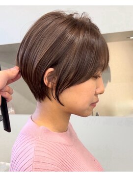 ヘアサロン リボーン(Hair salon Reborn) 丸みのあるショート