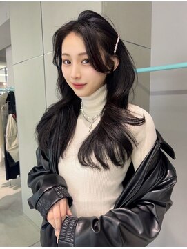 ジーナ 名駅(XENA.) 《石塚》クールで可愛い韓国アイドルを目指す☆シャギーレイヤー