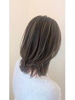 ヴァンカウンシル 半田店&nbsp;ミディアムレイヤー×シークレットハイライト