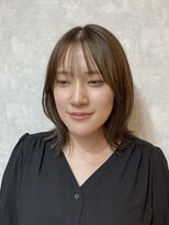 ウル(Ulu.)&nbsp;大人の小顔ミディ×顔まわりレイヤー