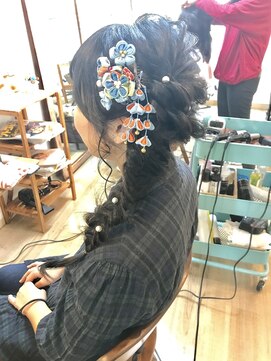 ロカット サロン(Roquat Salon) フィッシュボーンヘアアレンジ 【ヘアメイク 立川南口/立川】