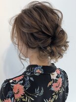 アメリ(AMELIE) ふわっと動きたっぷりシニヨン