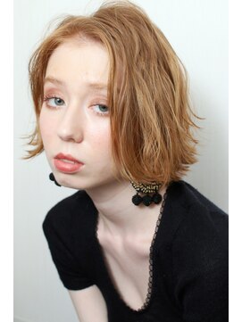 ネオリーブカフ 鶴ヶ峰店(Neolive caff) 20代30代女性が好む、顎ライン切りっぱなしボブ