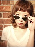 クシャっとラフに広がったボブとちょっと短めの前髪は相性抜群