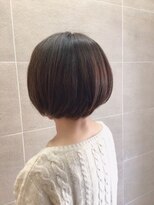 ボネッカ 鶴見(BONECCA)&nbsp;襟足スッキリボブスタイル　石黒聡子