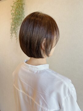 浪漫館 アールズコート(R's Court) 小顔にみせるショートボブ@伊達　10/24