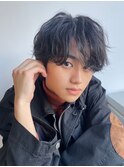 スパイラルパーマメンズマッシュセンターパートメンズパーマ梅田