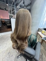 リーオオサカ(Lee Osaka) ミルクティーベージュ×東芽生