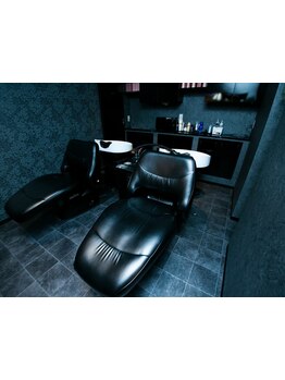 眠れるシャンプーブース設置でゆったりとした上質空間を提供◎癒しの空間で、素敵なサロンタイムを…＊