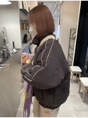 ミルクティーベージュ　ハイトーンボブ