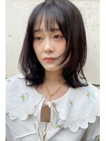 トリッカバルコニー ハヤマ(tricca Balcony Hayama)&nbsp;くびれレイヤー/ミディアム/艶ブラック／黒髪/くびれヘア
