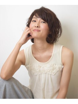 ハリス(Harris) ワンサイドショート/ボブ/ブランジュ/ダブルバンク 表参道/青山