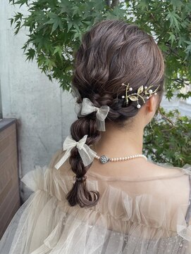 エム インターナショナル 春日部本店(EMU international) 抜け感と品を両立♪リボンで作るお呼ばれスタイル