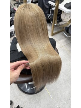 ロンド レア 天神大名店(Lond Le’a) 着物/ミディアムレイヤーカット/似合わせカット/大人ガーリー