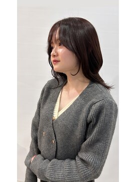 ウタシロイロ(uta shiroiro) 顔周りカット＋ピンクブラウンカラー