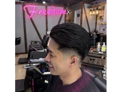 フリーダム 新百合ヶ丘店(FREEDOM)の写真