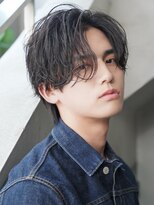 カライング(ing) スーツ短髪ツーブロック束感モテる黒髪シークレットパーマ流行