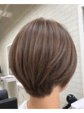 ディーバ ヘアーデザイン(Diva Hair Design) ク－ル系ショ－トボブ