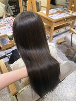 ティグル テンジン(TIGRE tenjin) 透明感グレージュカラー