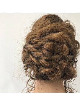 町上津役の美容室 ヘアセット