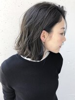 暗透ダークグレーカラー×前下がりウェーブボブ　　mutsuki