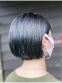 ダークグレージュ襟足スッキリ大人キレイなショートボブ 30代40