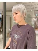 肌馴染みのいいホワイトカラー