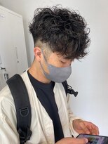 ウェイビーエフティフィフス 横浜西口(WAVEY ft.fifth)&nbsp;波巻きスパイラルツイストスパイラルパーママッシュメンズヘア