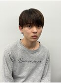 ナチュラルマッシュシースルーニュアンスセンターパート刈り上げ